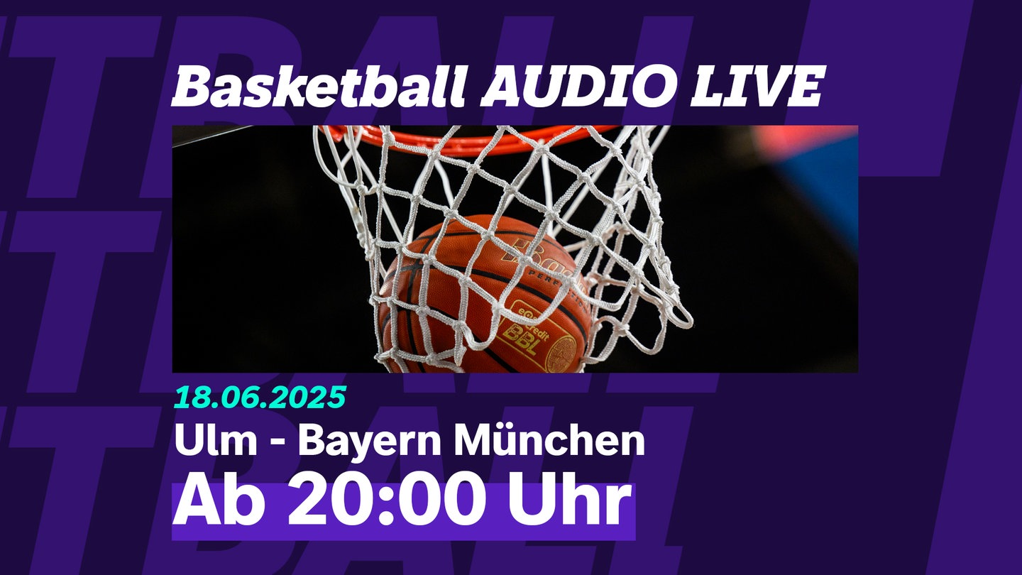 Basketball mit der Aufschrift der Infos zum Audiostream ratiopharm Ulm gegen FC Bayern München
